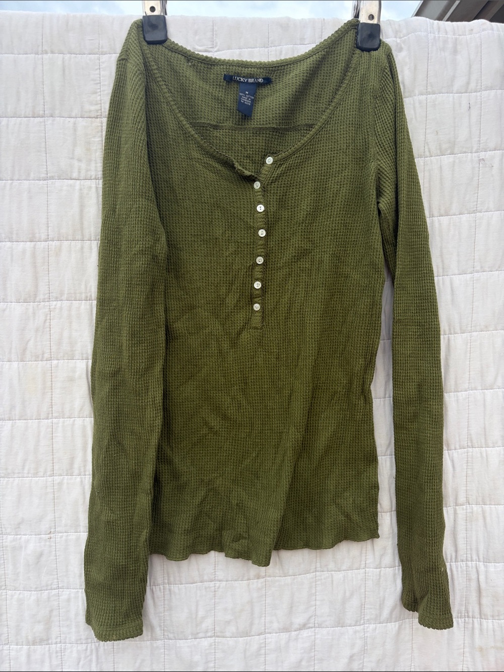 100% cotton Lucky Brand Olive Green Long-Sleeve Waffle Top little hole near tag